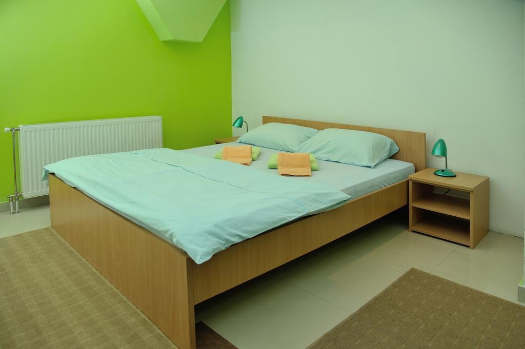 Hostel Paparazzo & Apartmens Kikinda Bilik gambar